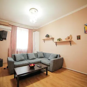 Cozy, Beautiful In The Center Of Апартаменты Тбилиси
